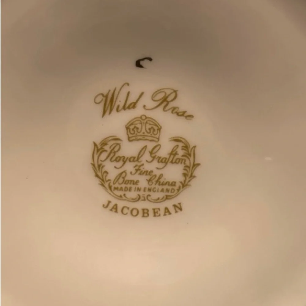 Royal Grafton Wild Rose Jacobean Set of (2) Candle Holders • Made in England